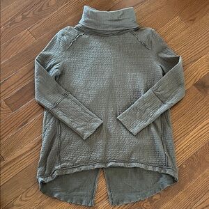 Neon Buddha Greenish-Gray Long Sleeve Top